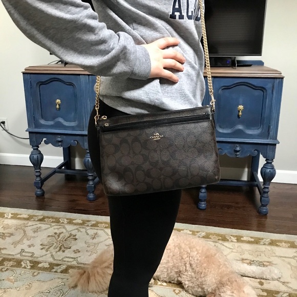 Coach cross body leather purse with wallet! - Picture 3 of 5